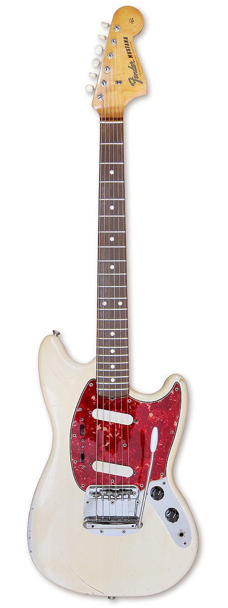  FENDER Mustang